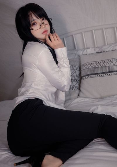 凌晨三点播放高清电视剧免费观看_完整版高清下载