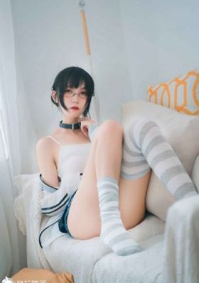 洛丽塔免费全集电视剧在线看高清_华人原创AV免费在线观看