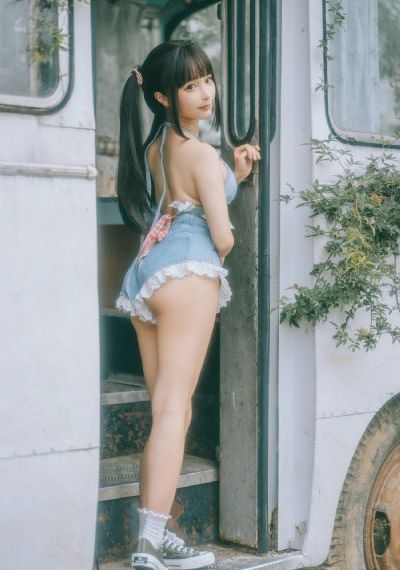 我漂亮大胸继拇2在线播放_剧情片电影在线观看