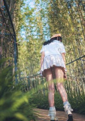 韩国三级年轻女教师4_超清在线观看高清
